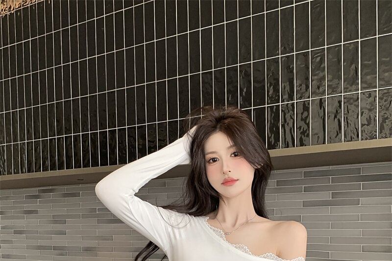 One Shoulder Lace Trim Long Sleeve Top