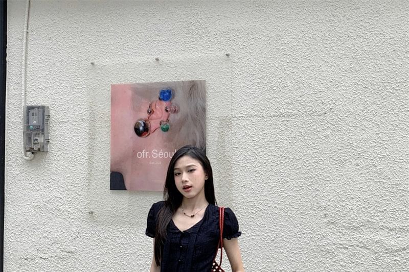 Tie-Neck Short Sleeve Blouse