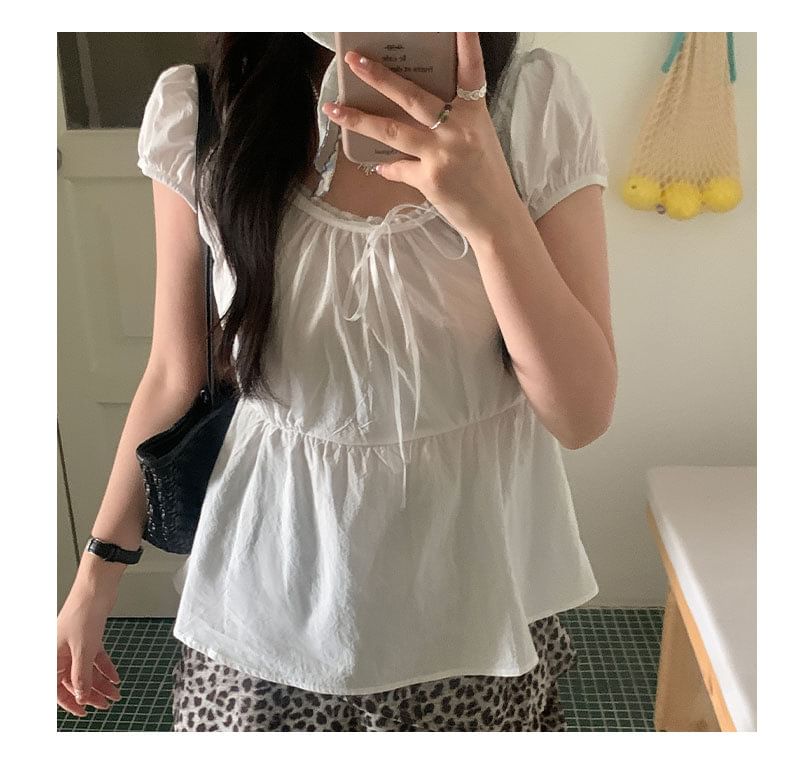 Puff-Sleeve Scoop Neck Plain Lace Trim Blouse