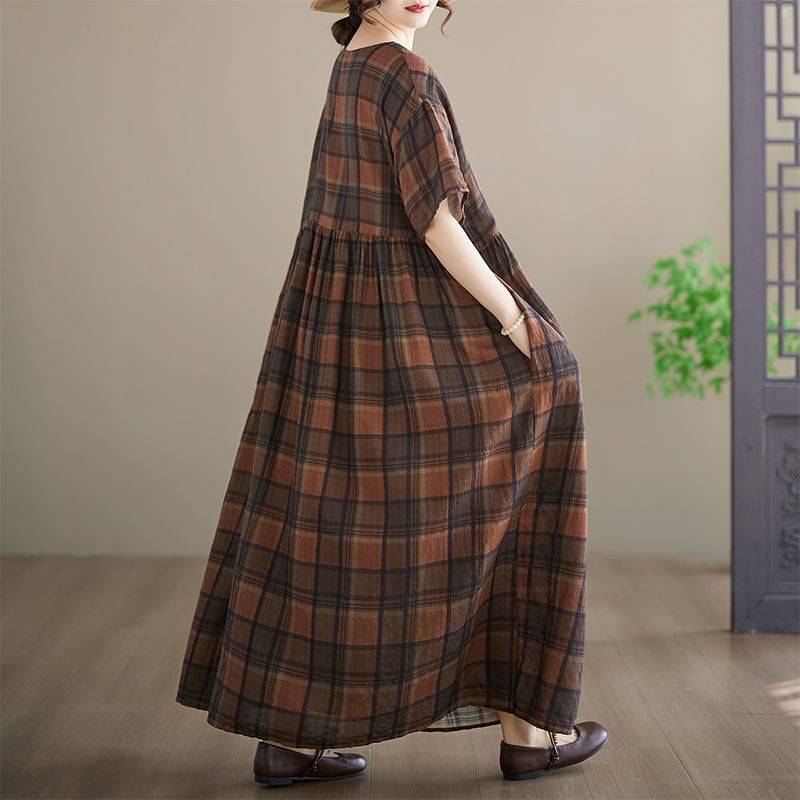 Short-Sleeve Round Neck Plaid Maxi Smock Dress