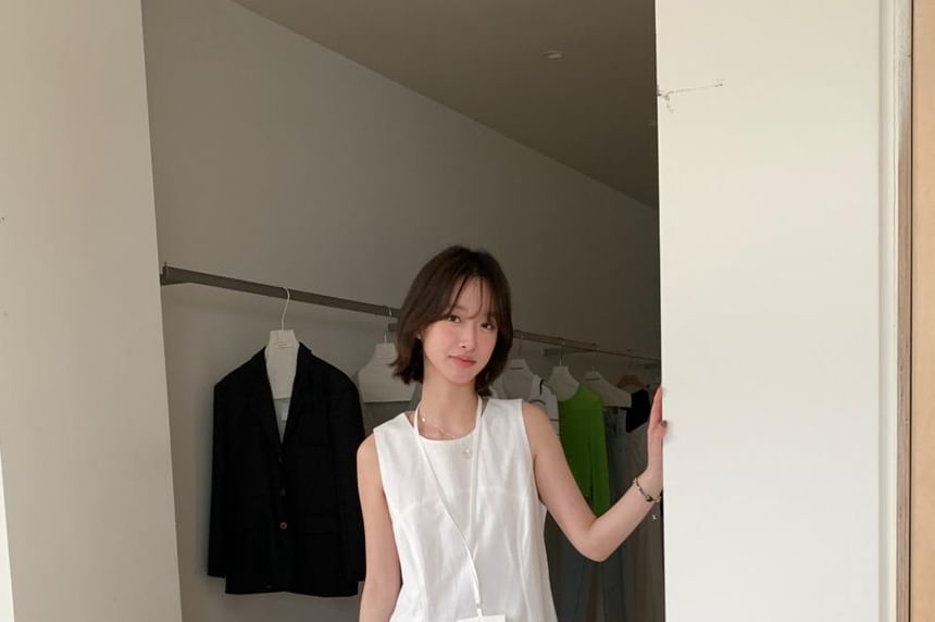 Set: Sleeveless Crew Neck Plain Maxi A-Line Dress + Crossbody Bag