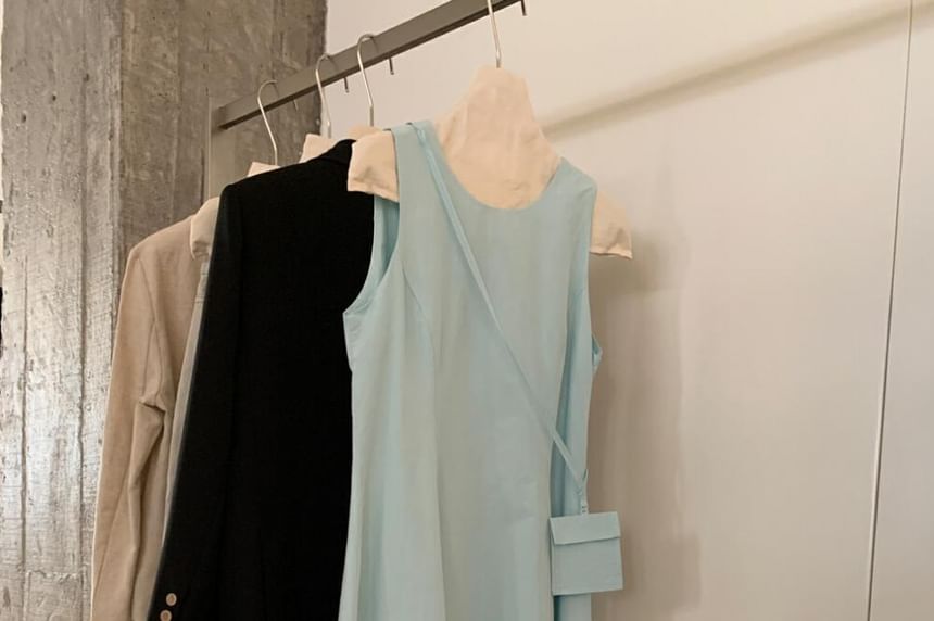 Set: Sleeveless Crew Neck Plain Maxi A-Line Dress + Crossbody Bag