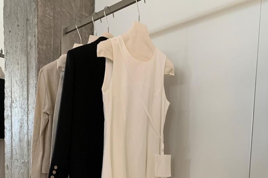 Set: Sleeveless Crew Neck Plain Maxi A-Line Dress + Crossbody Bag