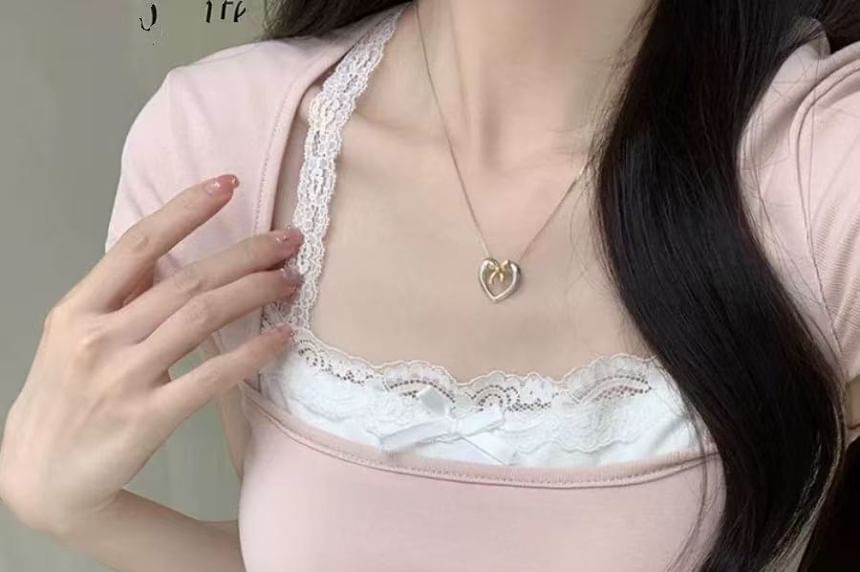 Short-Sleeve Square Neck Lace Trim Plain Crop Top