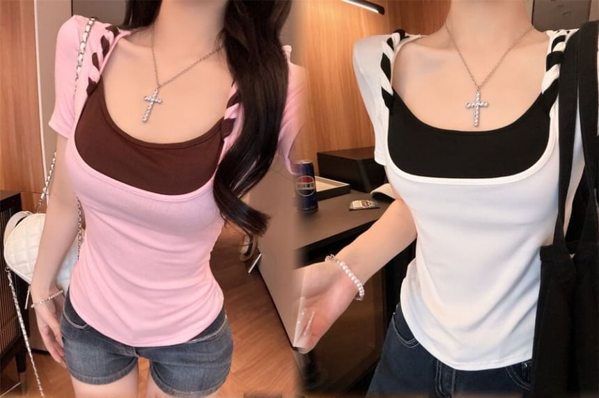 Short-Sleeve Scoop Neck Two Tone Padded T-Shirt