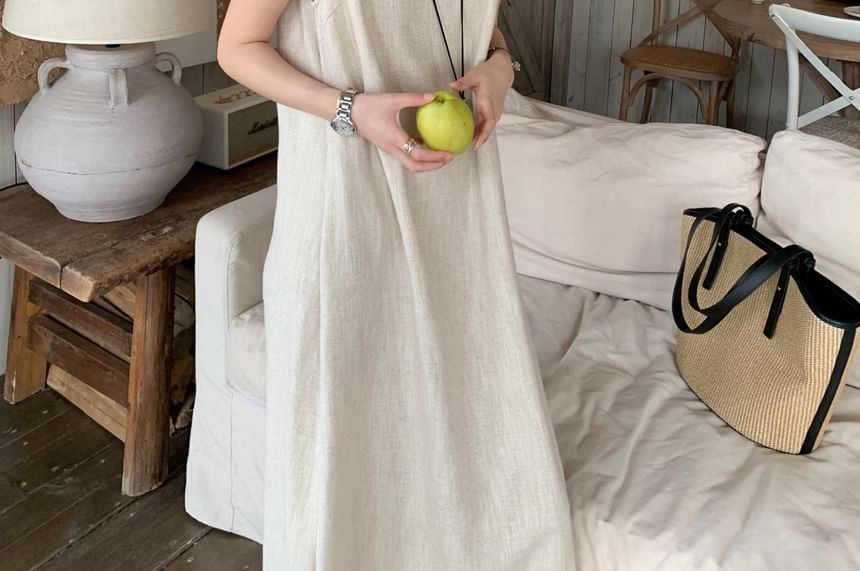 Sleeveless Round Neck Plain Maxi A-Line Dress