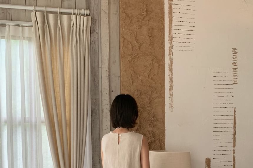 Sleeveless Round Neck Plain Maxi A-Line Dress
