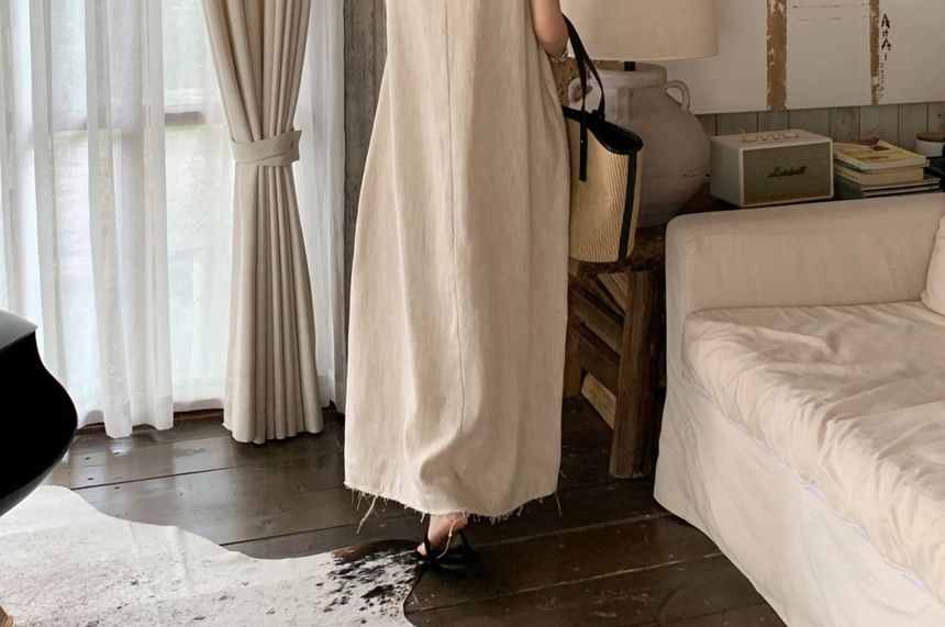 Sleeveless Round Neck Plain Maxi A-Line Dress