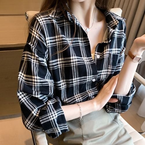 Plaid Collared Long-Sleeve Shirt