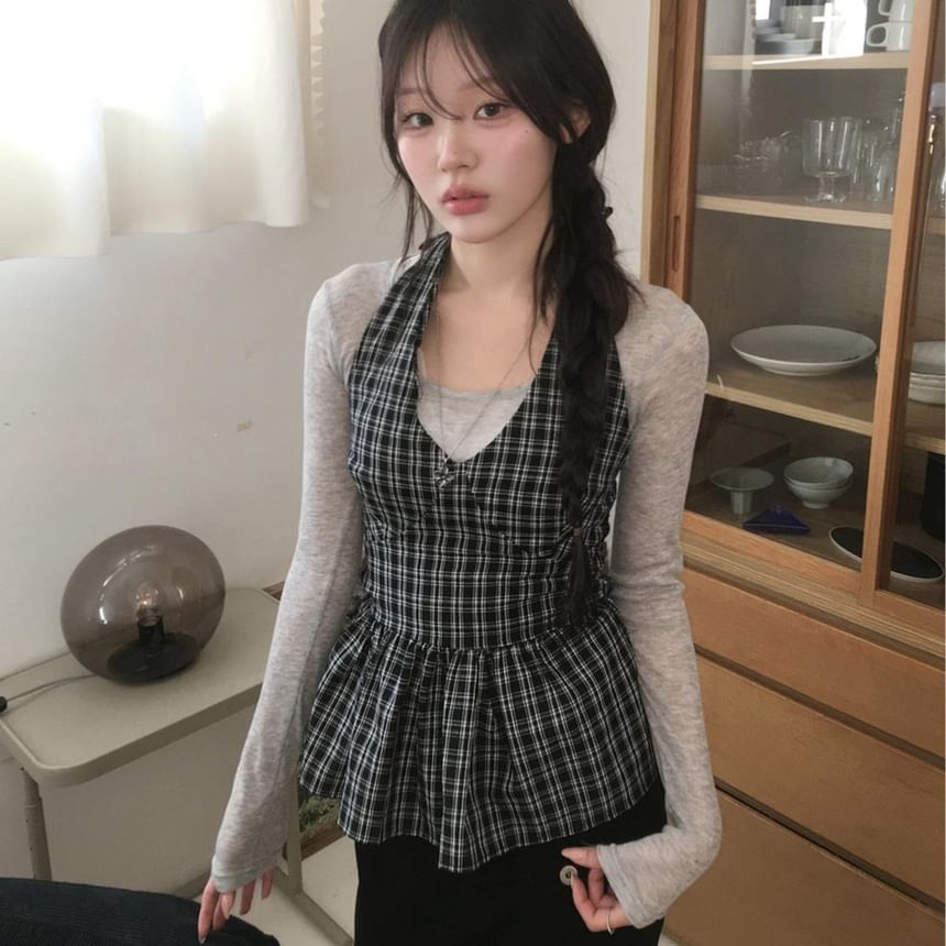 Halter V-Neck Plaid Peplum Top