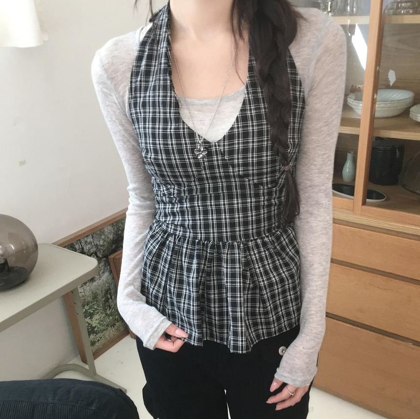 Halter V-Neck Plaid Peplum Top