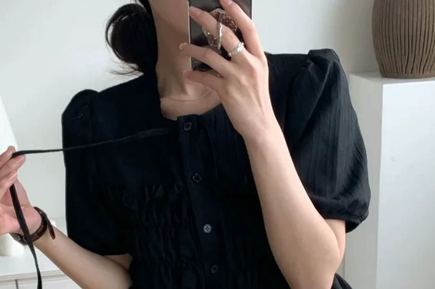 Ruffle Trim Round-Neck Short-Sleeve Blouse