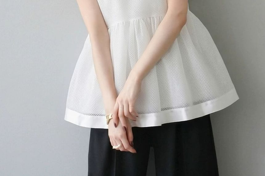 Textured Flowy Round-Neck Sleeveless Top