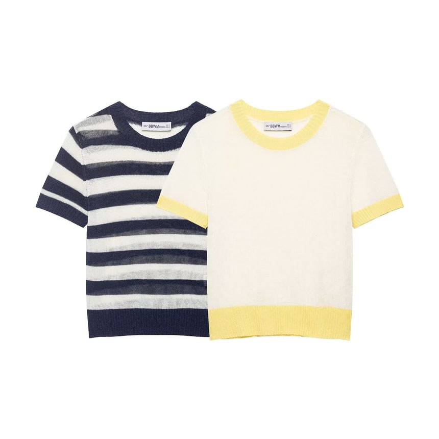 Two-Tone Crewneck Tee with Short Sleeves