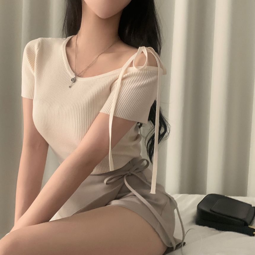 Cold Shoulder Ribbed Knit Top with Short Sleeves