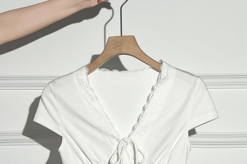 Cap-Sleeve V-Neck Plain Lace Trim T-Shirt