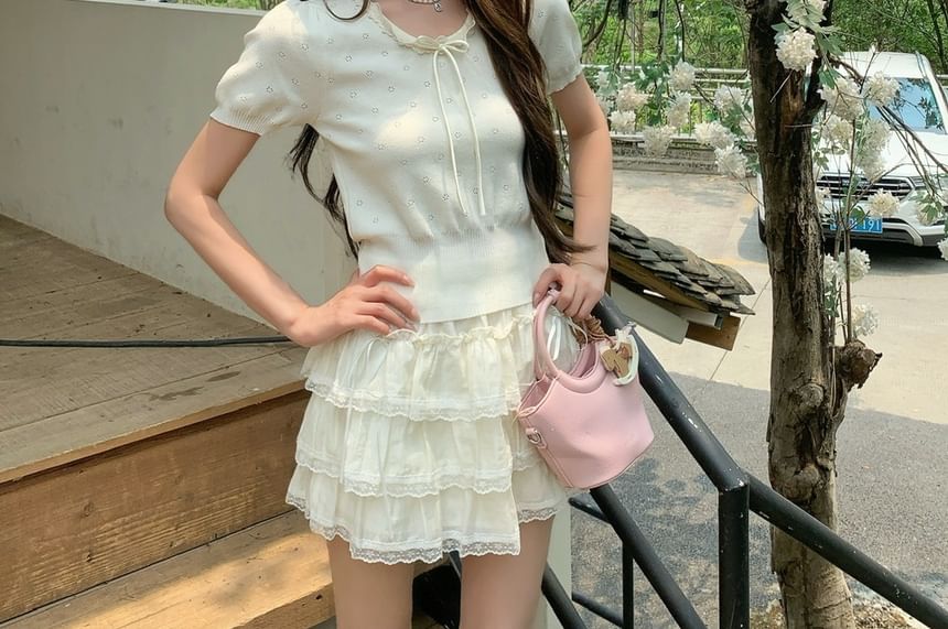 Short Sleeve Plain Slim-Fit Knit Top / High Waist Lace-Trim Mini Tiered Skirt