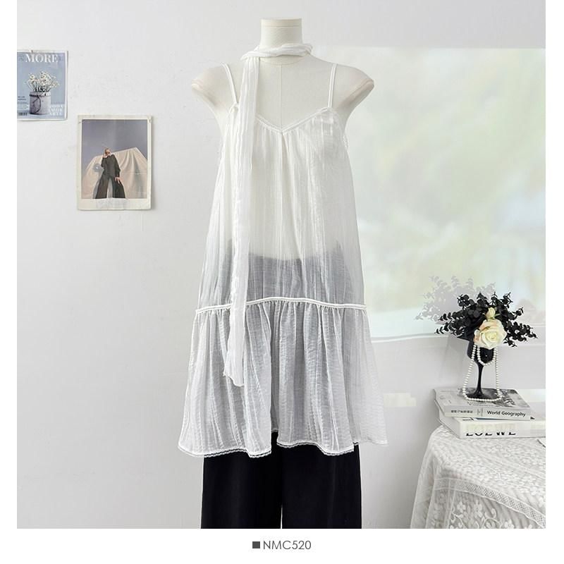 Spaghetti Strap V-Neck Plain Lace Trim Camisole Top