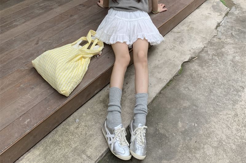 Mid Rise Plain Mini Ruffle Trim A-Line Skirt