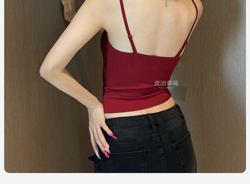 Spaghetti Strap V-Neck Lace Crop Camisole Top