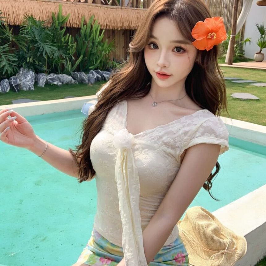 Short-Sleeve V-Neck Lace Panel Top