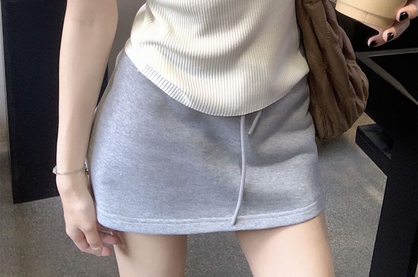Short-Sleeve V-Neck Plain Lace Trim Ribbed Knit T-Shirt