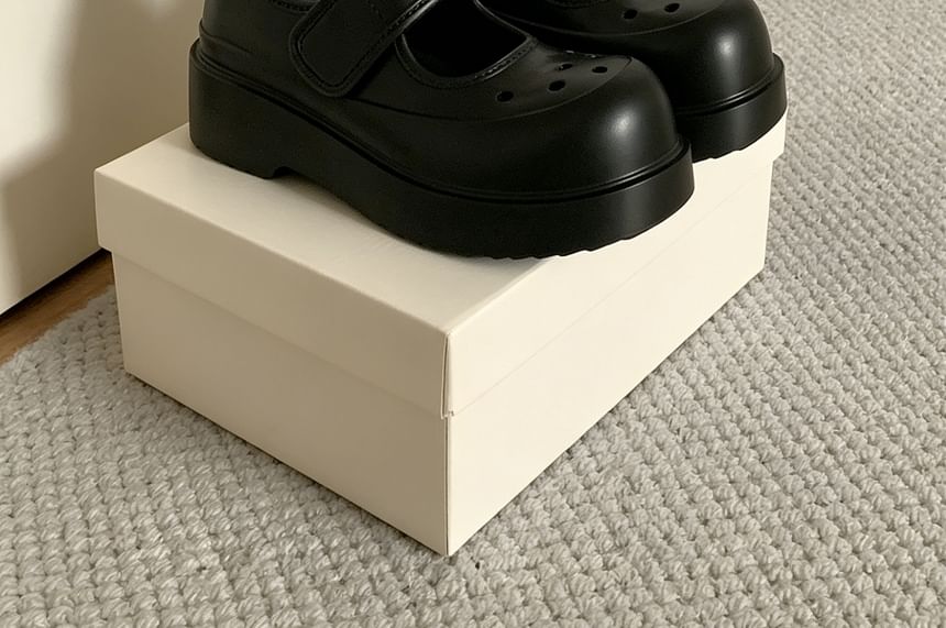 Platform Perforated Plain Sandals