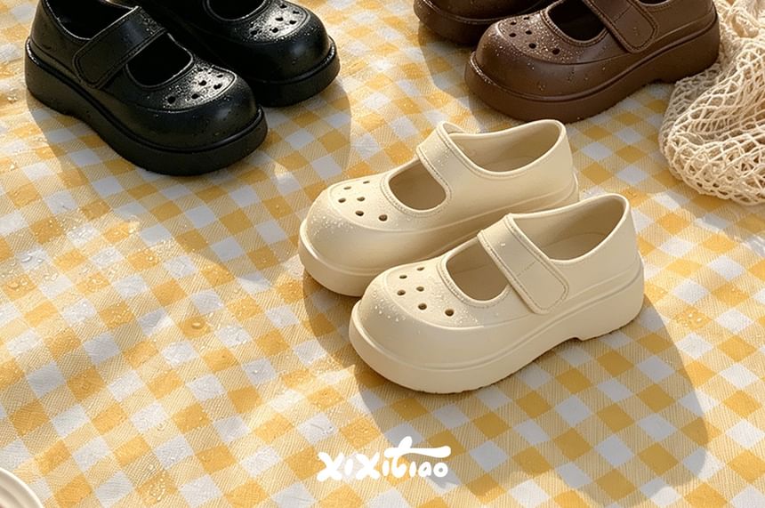 Platform Perforated Plain Sandals