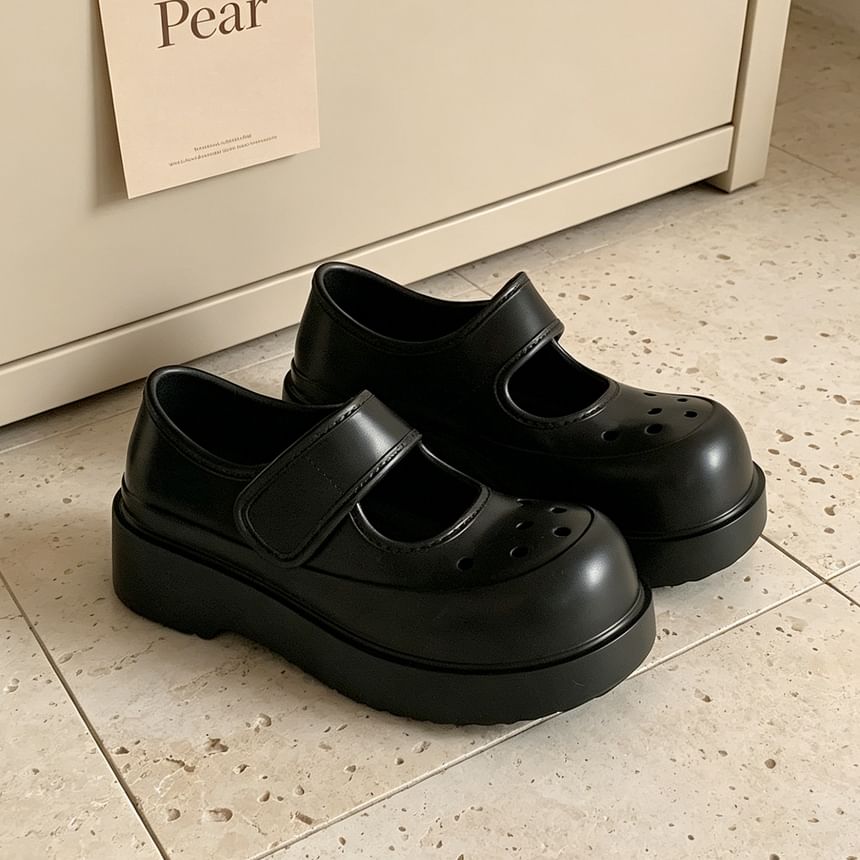 Platform Perforated Plain Sandals