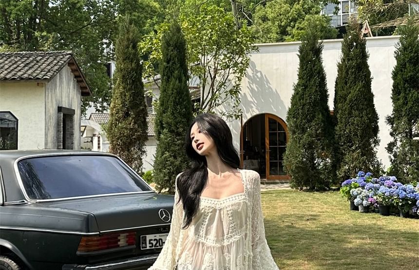 Spaghetti Strap V-Neck Plain Lace Camisole Top / Lace Long Light Jacket