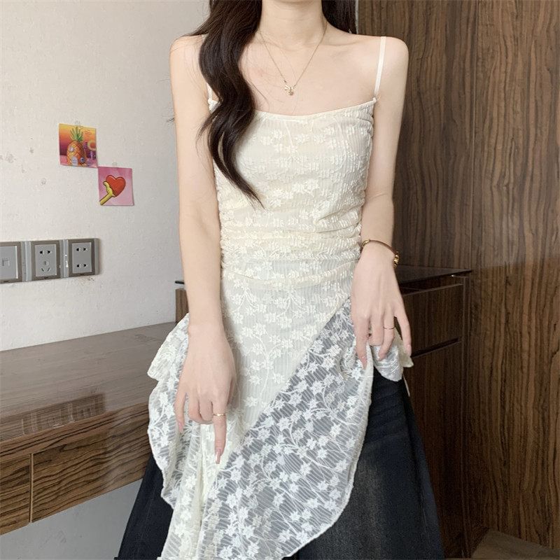Floral Side-Slit Lace Camisole Top