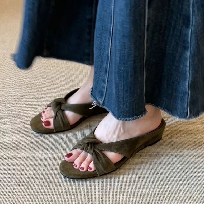 Wedge Heel Twisted Sandals