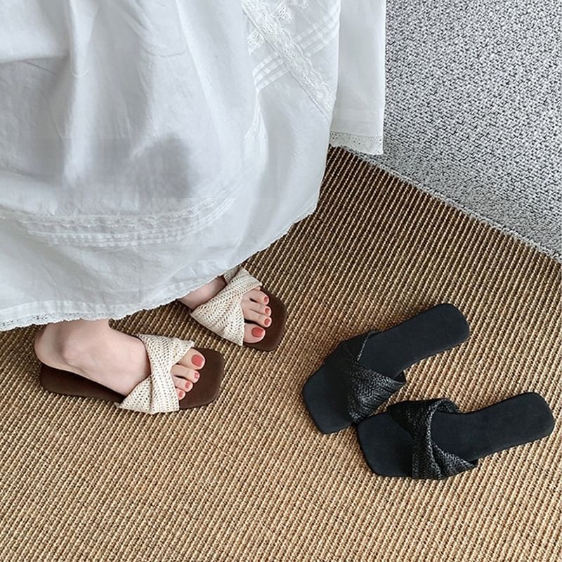 Woven Twisted Sandals