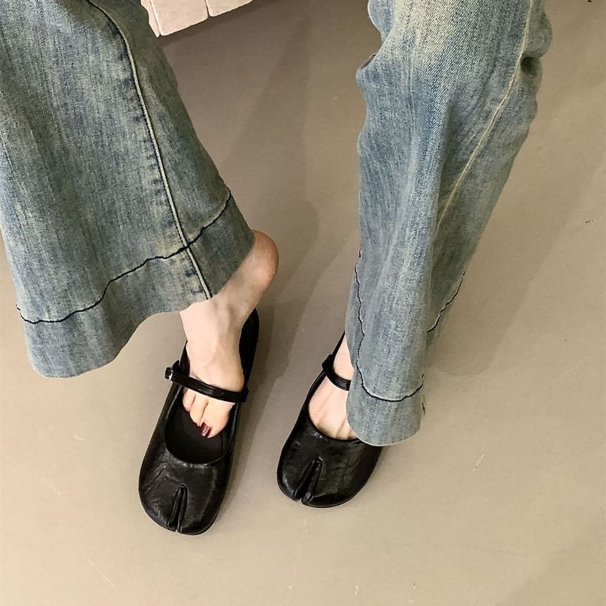Hidden Wedge Split Toe Plain Faux Leather Mary Jane Mules