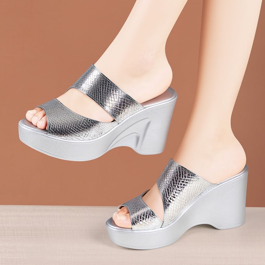 Wedge Heel Croc Grain Slide Sandals