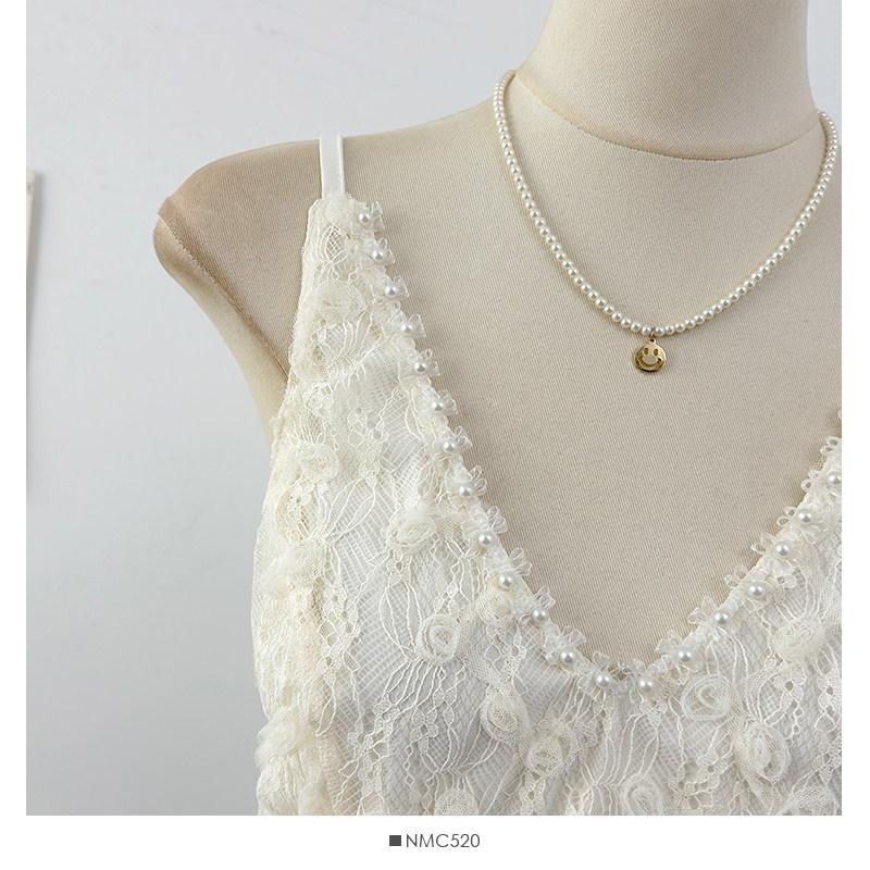V-Neck Lace Flow Camisole Top