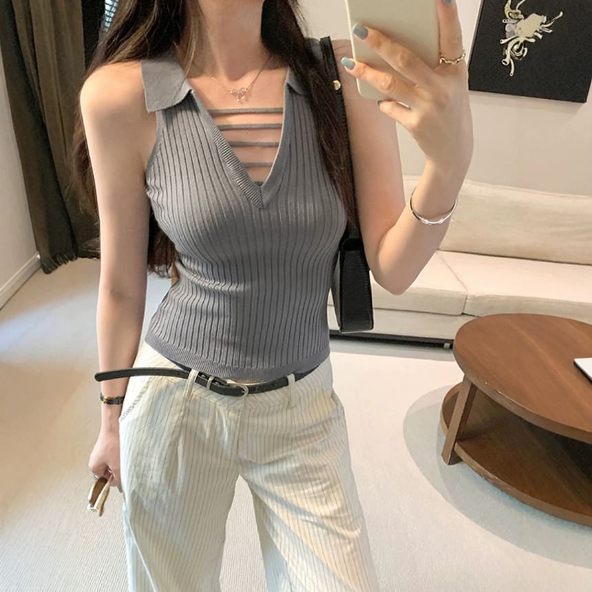 Sleeveless Collared V-Neck Plain Ribbed Knit Cropped Top
