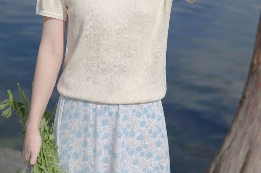 Short Sleeve Crew Neck Perforated Knit Top