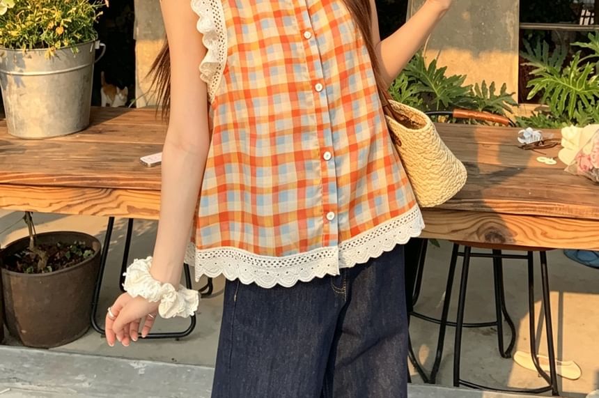 Sleeveless Plaid Lace Trim Blouse