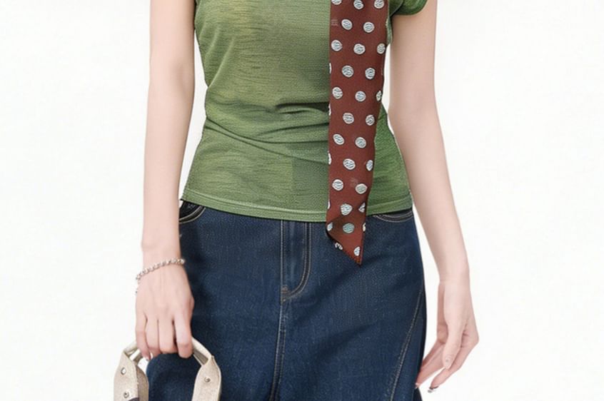 Short-Sleeve V-Neck Plain Top / Dotted Twilly / Set