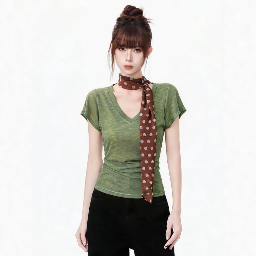 Short-Sleeve V-Neck Plain Top / Dotted Twilly / Set