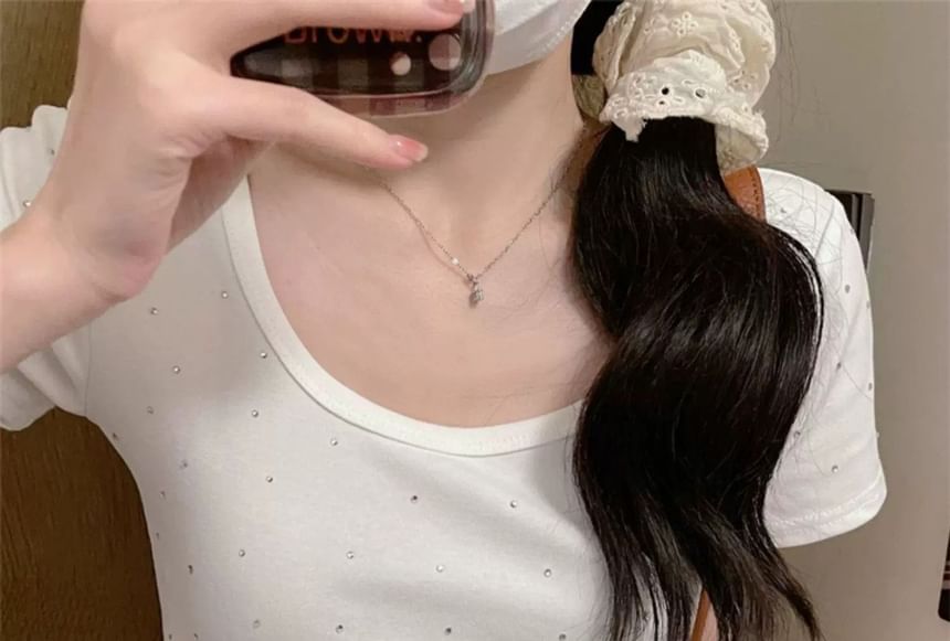 Short Sleeve Scoop Neck Plain Rhinestone T-Shirt