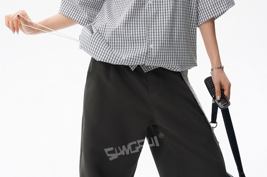Short-Sleeve Collared Plaid Oversized Shirt