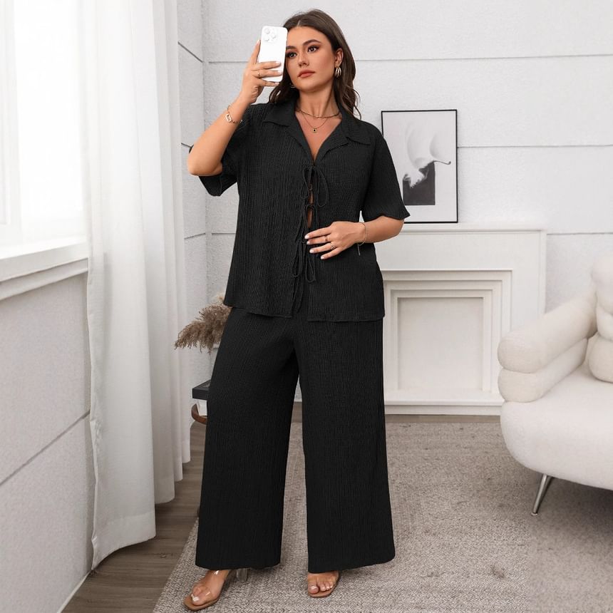 Plus Size Set: Short-Sleeve V-Neck Plain Blouse + Mid Rise Wide Leg Pants [XL-4XL]