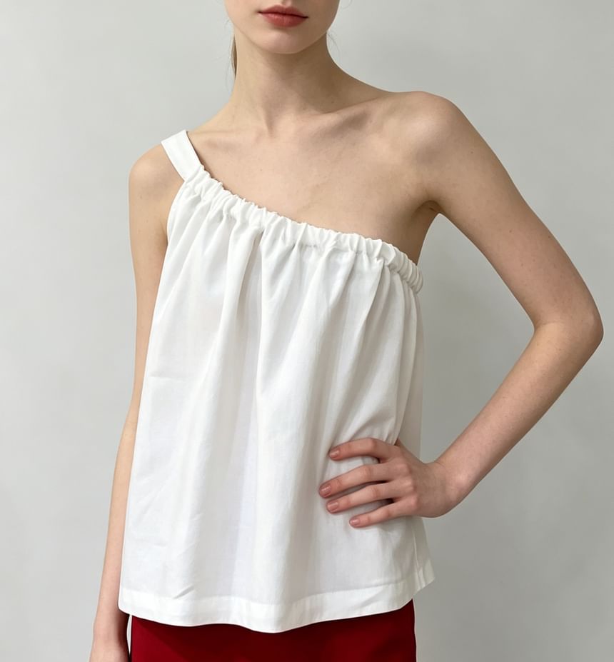 Loose-Fit Single-Shoulder Tank