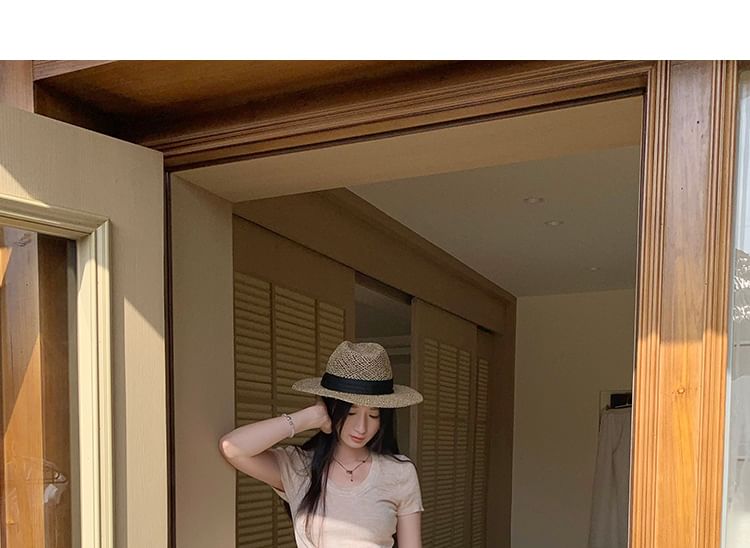 Ribbed Knit Round Neck Short Sleeve Top