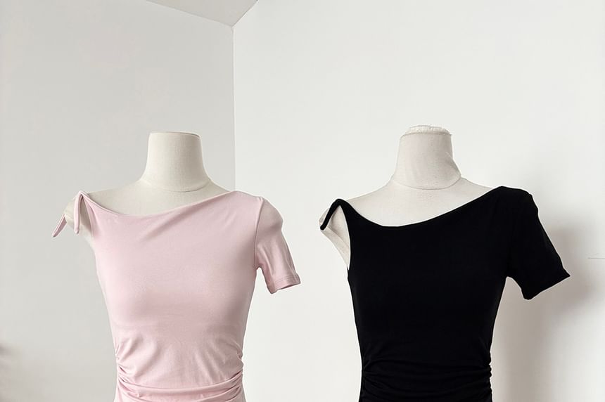 Ruched Asymmetric Round Neck Tee