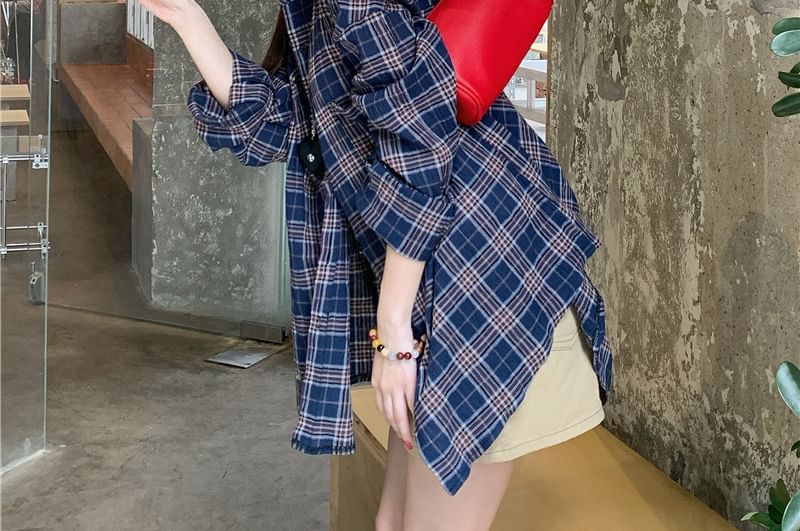 Long-Sleeve Plaid Button-Up Shirt
