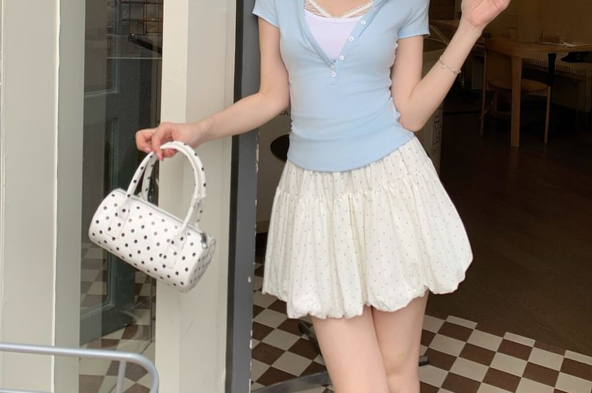 Mock Two-Piece V-Neck Lace Panel Slim Hoodie