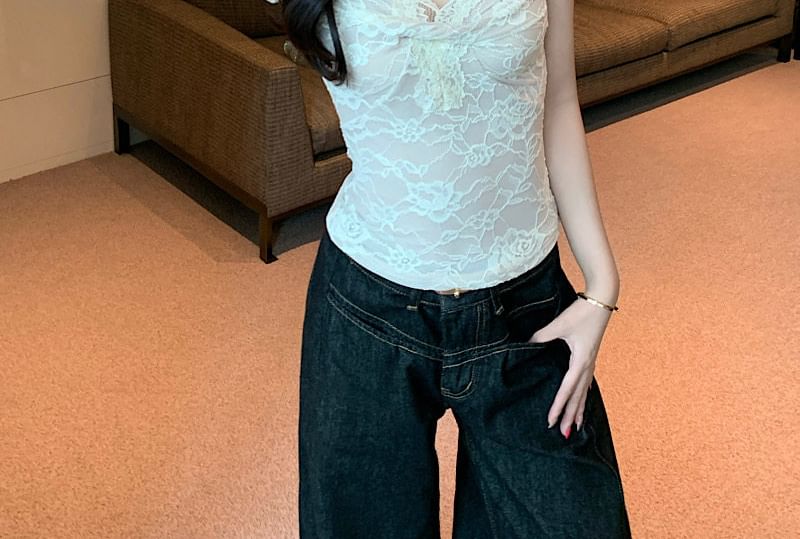 Lace V-Neck Crop Top with Short Sleeves